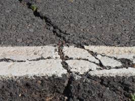 Stickoxide sind auch f�r die Stra�e ungesund