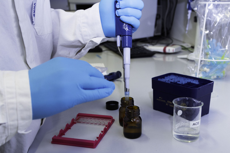 1/3 Bilder Im Biochip-Labor an der TU Wien Copyright: TU Wien, Download und Verw