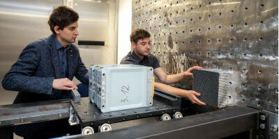 E-Batterien: Je älter, desto sicherer