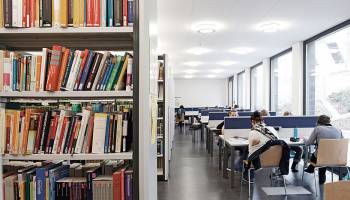 1000-j�hrige Bibliothek - die Sprache pr�fen