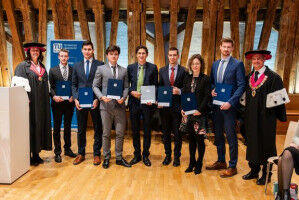 Abschluss mit Auszeichnung