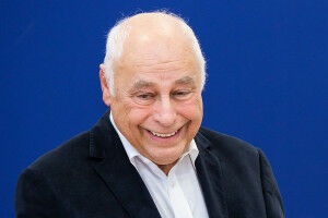 Arnold Pollak erh�lt Ingrid-Leodolter-Medaille