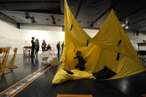 Ausstellungstipp: Fliegende Klassenzimmer