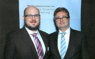 Award of Excellence: Dissertation an der Fakult�t f�r Informatik der TUW mit Staatspreis ausgezeichnet