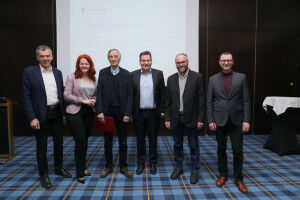 Campus Universit�tsstra�e erweitert