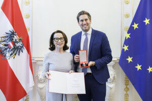 Christiane Druml receives Grand Silver Medal of Honour for services to the Republic of Austria