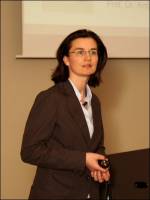 Dr. Antje Liersch ist die erste Professorin an der FH Koblenz - Campus H�hr-Grenzhausen