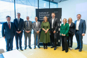 EU Commissioner Zaharieva visits ISTA