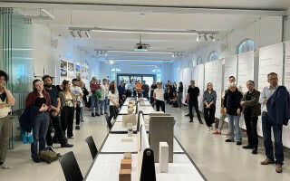 Gelungener Ausstellungsauftakt f�r nachhaltige Baustoffe