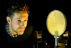 Holographische Botschaft codiert in einfachem Plastik