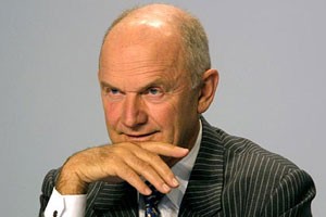 Hon.-    Ferdinand K. Pi�ch