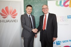 v.l.n.r.: Jay Peng, CEO Huawei Technologies Austria und  DI  Adalbert Prechtl, V