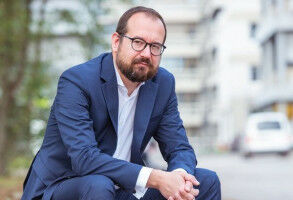 JKU Jurist als neuer Verfassungsrichter angelobt