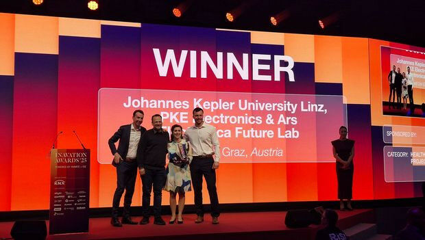 Links: OA  Mario Scala (Zentrales Radiologie Institut, Kepler Universit�tsklinik