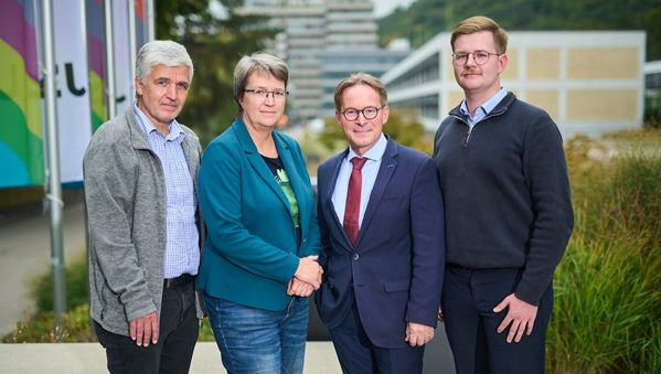 Das neue Leitungsteam des Senats. Von links: Bernhard Jakoby, Ursula Rami, Vorsi