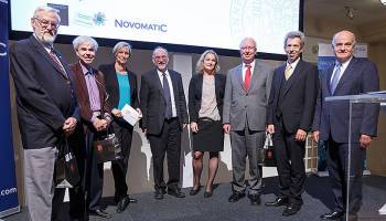 Junge und doch alte Fakult�t f�r Informatik