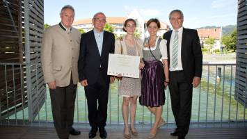 Katharina Weiser gewinnt Preis f�r F�deralismus- und Regionalforschung 2017