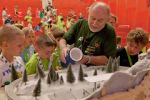 KinderuniTechnik 2013: Die TU Wien ist fest in Kinderhänden