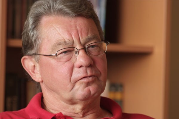 O.  Dipl.-Ing.  rer.nat. Ulrich Schubert