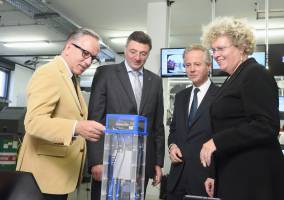 Leichtfried pr�sentiert Ma�nahmenpaket Industrie 4.0