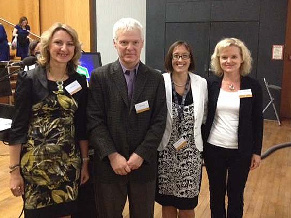 GEWI-Vizestudiendekanin Margit Reitbauer, Plenarsprecher Zoltan D�rnyei, Sarah M