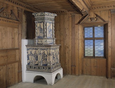 Sogenannter Reiterofen aus dem 18. Jh. mit der Darstellung der T�rkenbelagerung,