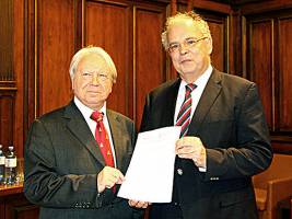 Neues PhD-Angebot von Universit�t Wien und Diplomatischer Akademie Wien