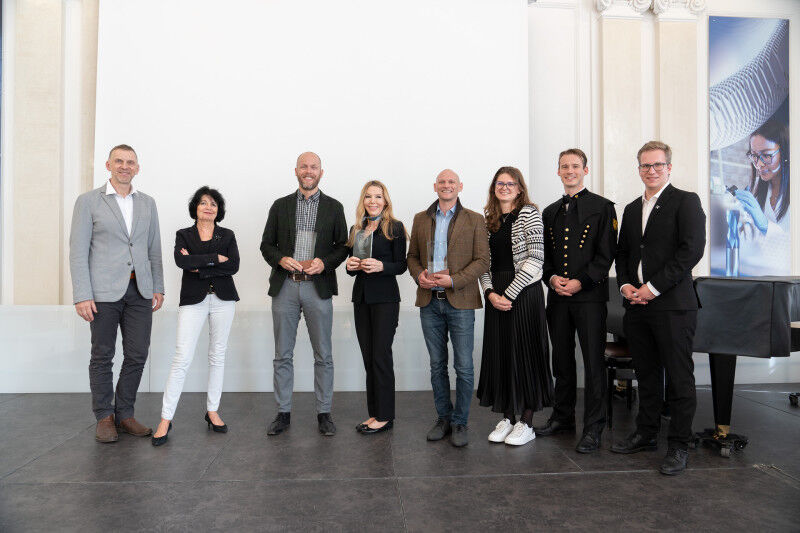 V.l.n.r.: Univ.- Thomas Prohaska, Vizerektor für Lehre und Internationales; DD