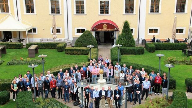 Die Teilnehmer*innen der 19th Conference on Gettering and Defect Engineering in 