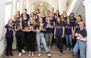 Sommertechnikum begeistert Frauen f�r die MINT-F�cher