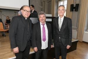 Theologe Józef Niewiadomski mit Ehrenkreuz ausgezeichnet