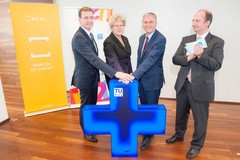 Aktivierung des TU-Plus-Energie-B�rohochhauses: (v.l.n.r.) BIG-Gesch�ftsf�hrer H