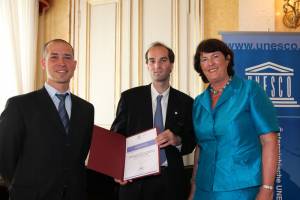 UNESCO-Auszeichnung f�r Sch�leruni ,,Klima und Energie