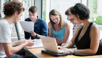 Wenn das digitale Zeitalter die Geschichte neu schreibt