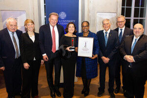 World Doctors Orchestra receives Red Arrow Award